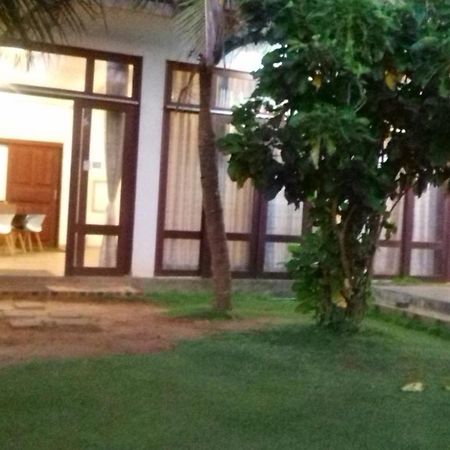 Hi Win Hotel Chilaw Dış mekan fotoğraf