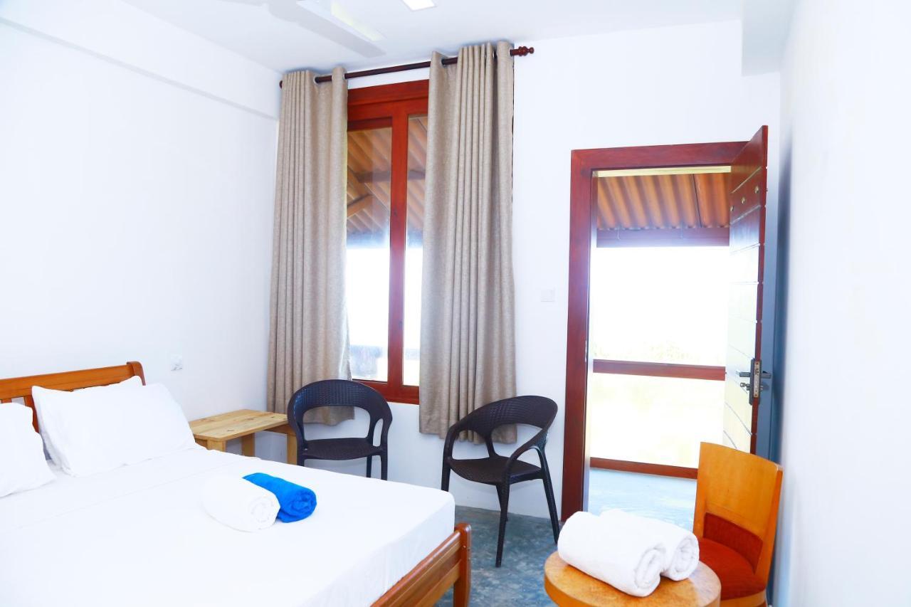 Hi Win Hotel Chilaw Dış mekan fotoğraf