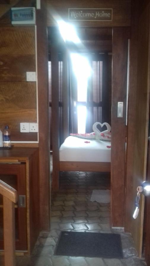 Hi Win Hotel Chilaw Dış mekan fotoğraf