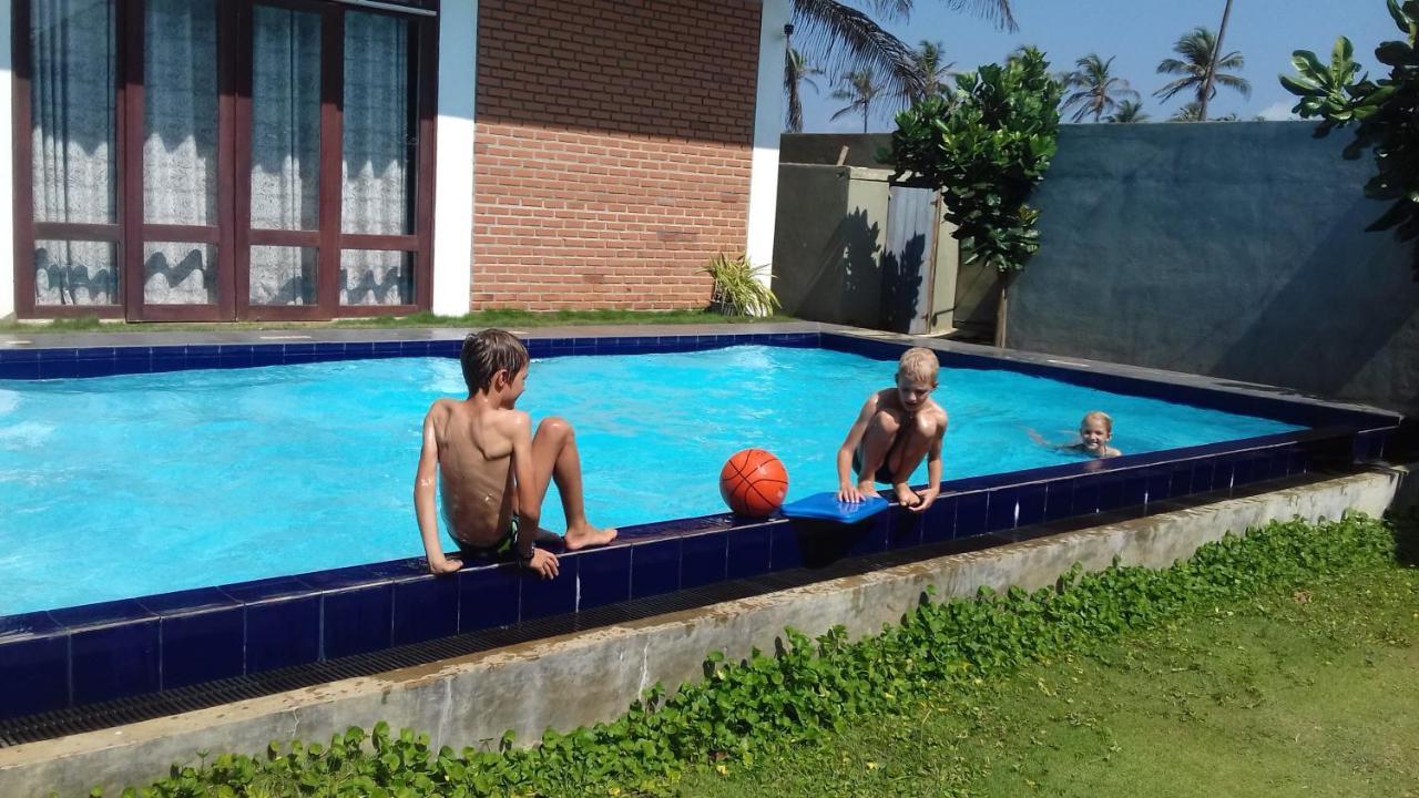 Hi Win Hotel Chilaw Dış mekan fotoğraf